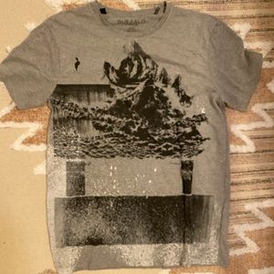 Men’s Buffalo grey graphic tee